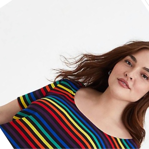 Women’s Torrid Abbey Georgette Button back blouse size 1 NWT - Picture 2 of 12